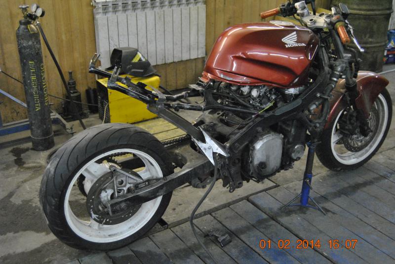 Honda cbr1000 2007 без пластика