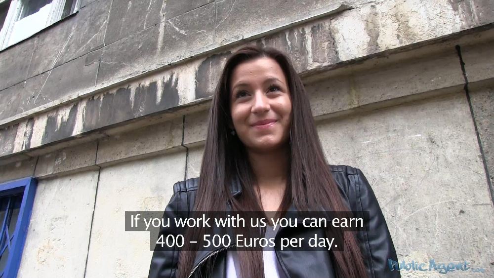 Shy brunette has sex in restaurant toilet for cash