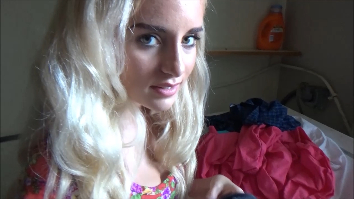 Naomi Woods